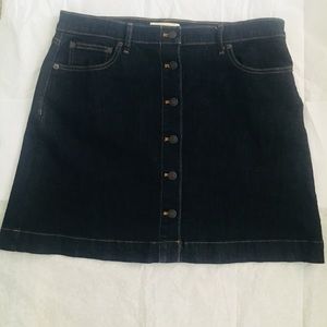 GAP button down denim skirt